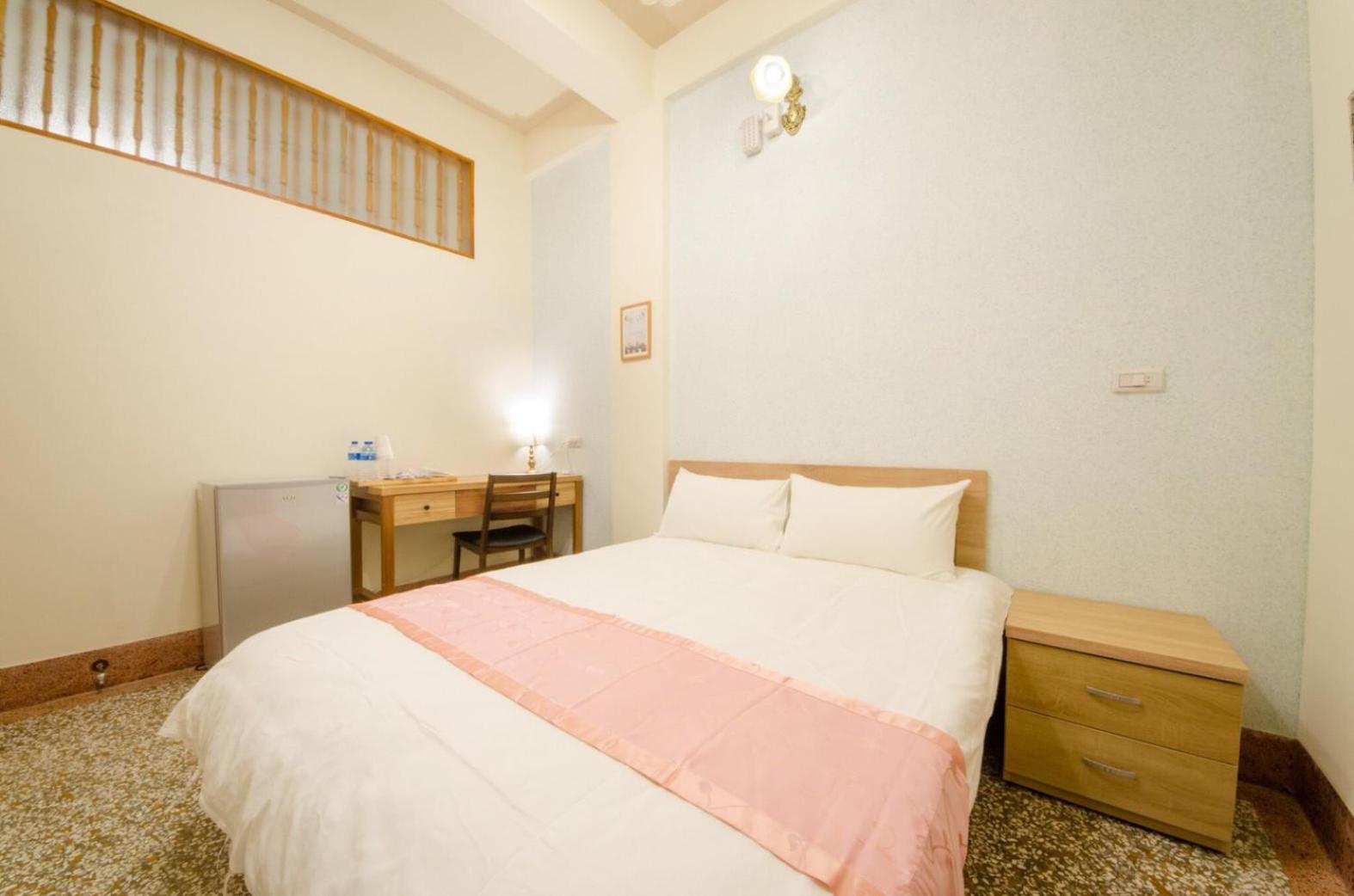 Freedom B&B Тайнань Номер фото